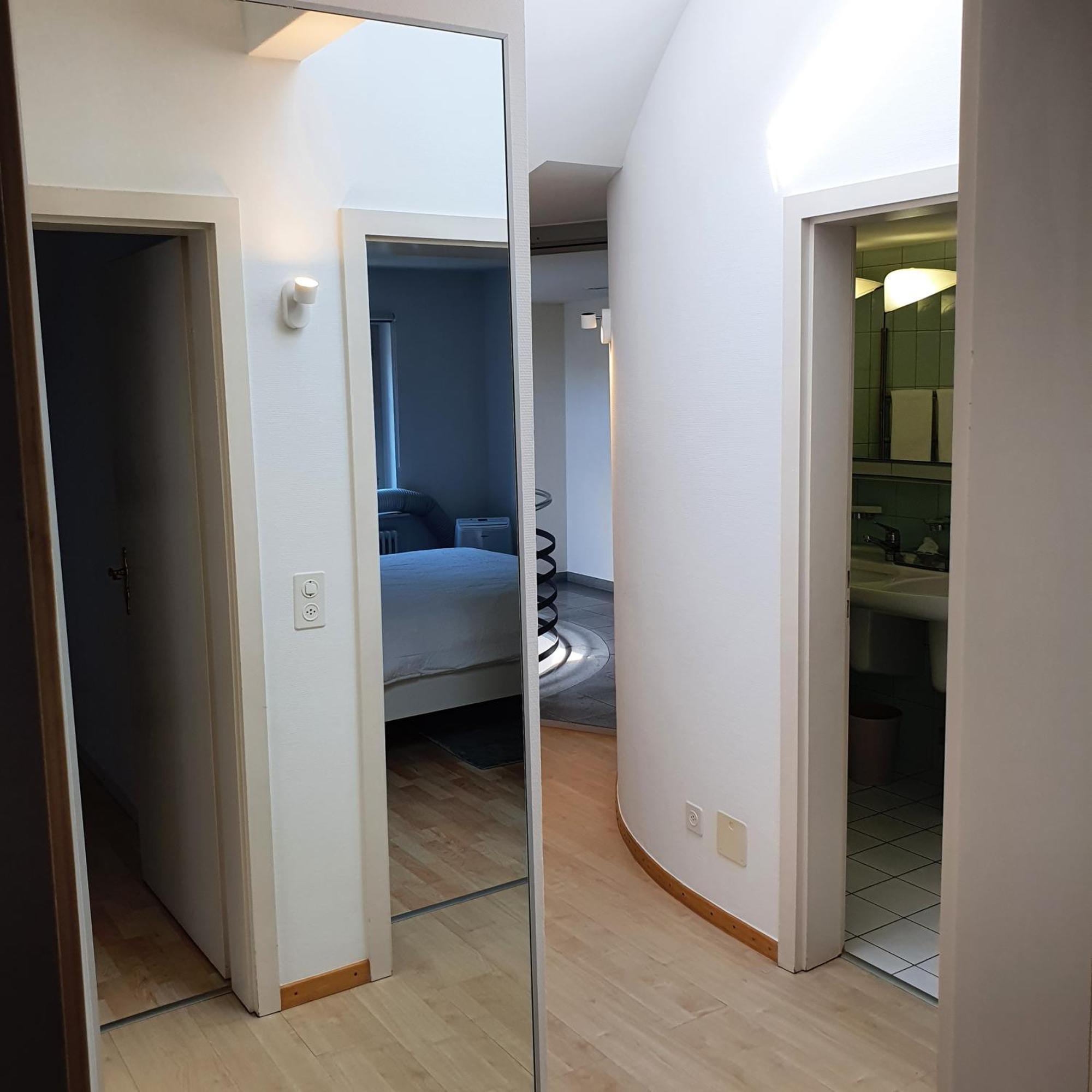 Airhome Zug Neugasse Stadtzentrum Rom bilde