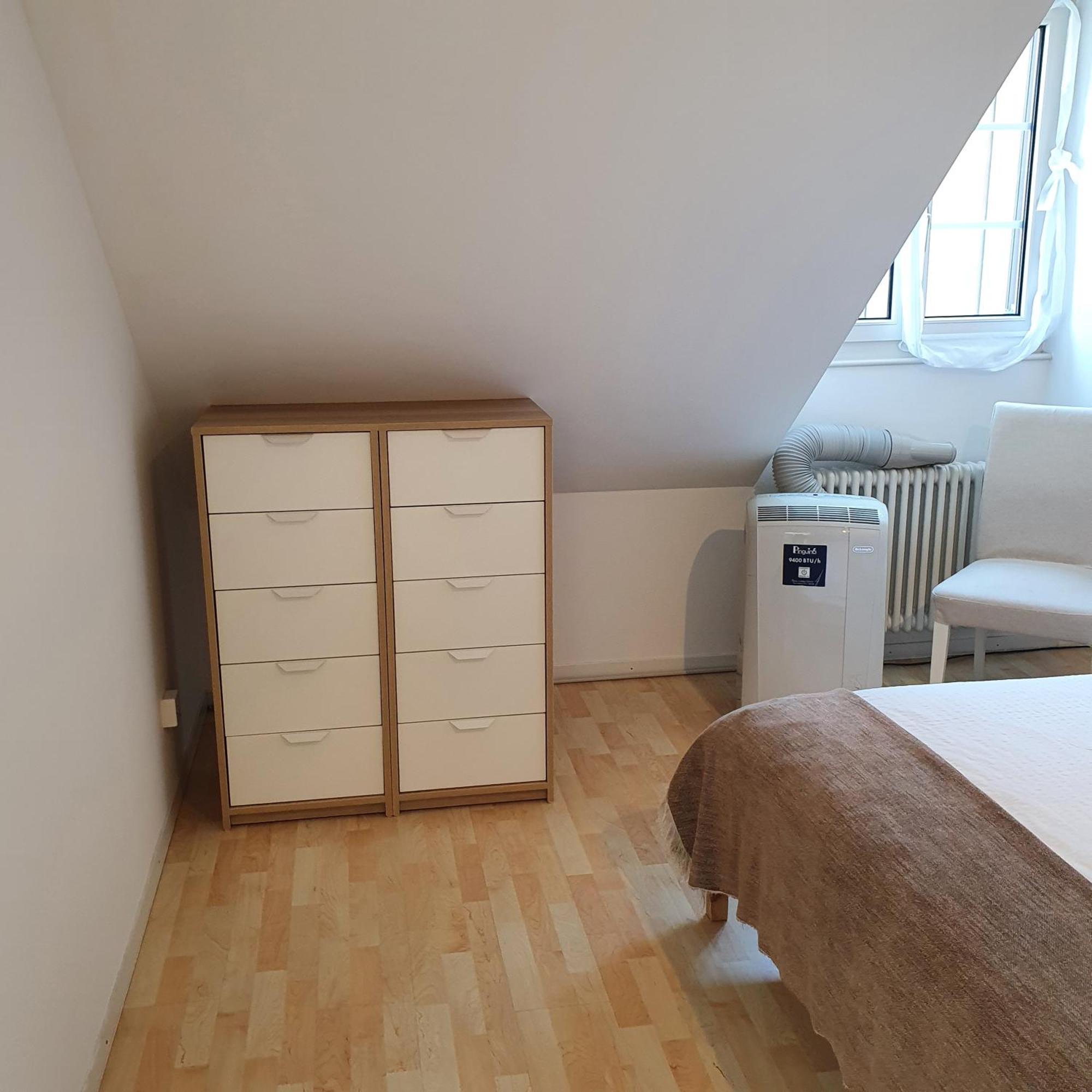 Airhome Zug Neugasse Stadtzentrum Rom bilde