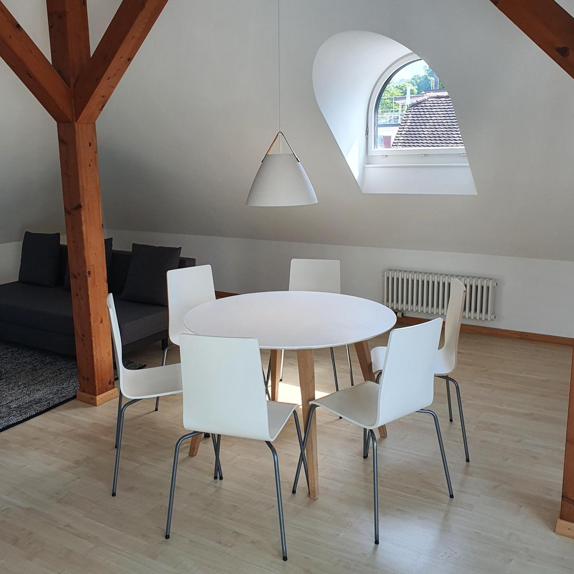 Airhome Zug Neugasse Stadtzentrum Rom bilde